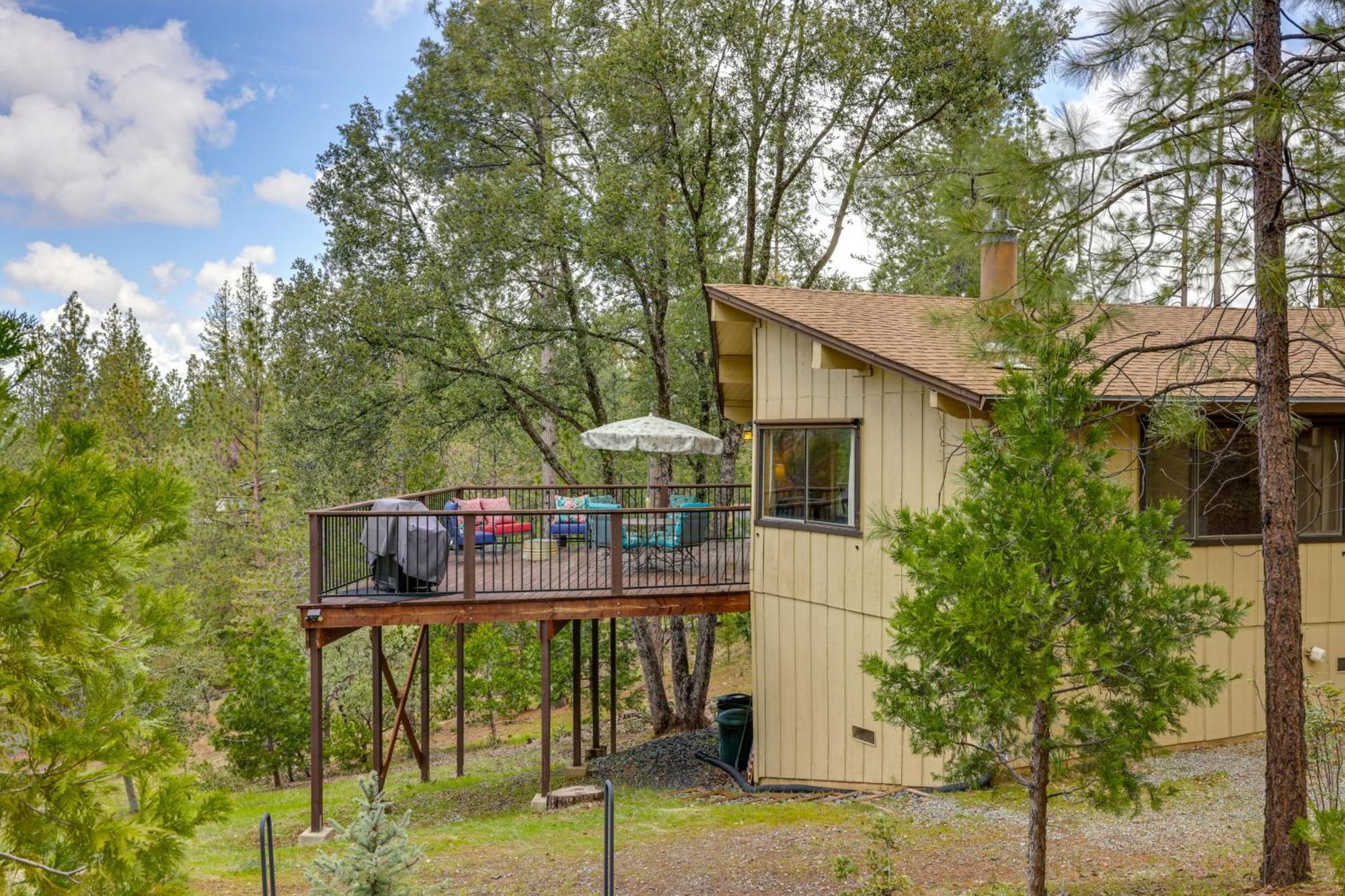 Serene Groveland Cabin Rental Near Yosemite! Экстерьер фото